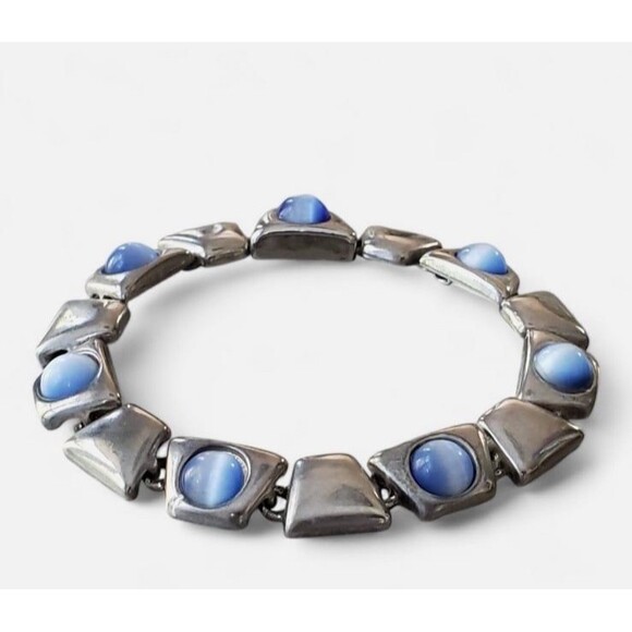 Vintage Faux Blue Cats Eye Silver Tone 7½" Magnetic Clasp Link Bracelet Classic - Picture 2 of 10